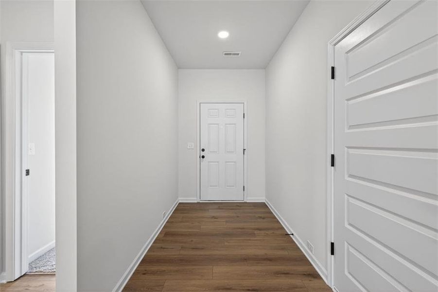 Spacious, unfurnished interior of a new home in Laurel Ridge, Rock Spring (Image 34).