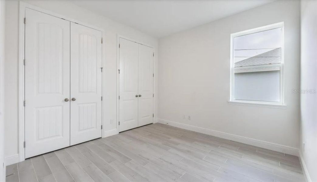 Spacious, unfurnished interior of a new home in , Palm Bay (Image 12).