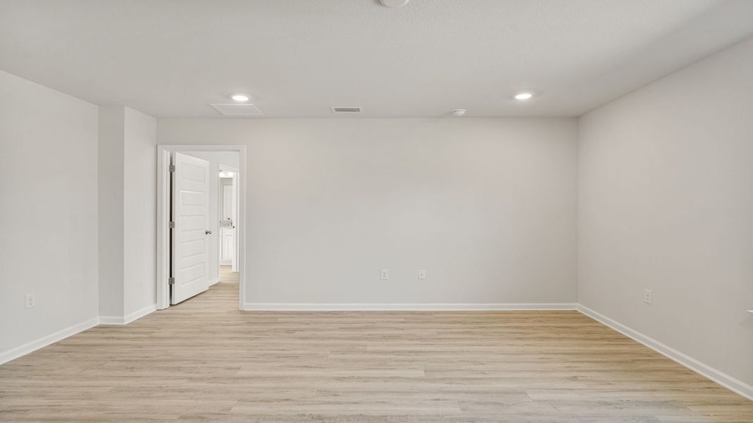 Spacious, unfurnished interior of a new home in Palmetto Bluff, Port Saint Joe (Image 29). Spacious, unfurnished interior of a new home in Palmetto Bluff, Port Saint Joe (Image 29).