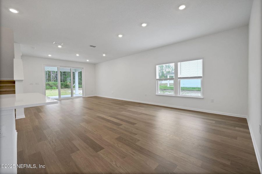 Spacious, unfurnished interior of a new home in Brook Forest, St. Augustine (Image 25).