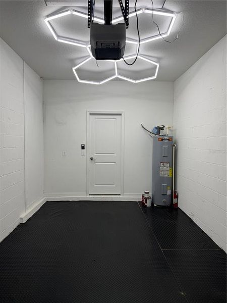 Spacious, unfurnished interior of a new home in , San Antonio (Image 16). Spacious, unfurnished interior of a new home in , San Antonio (Image 16).