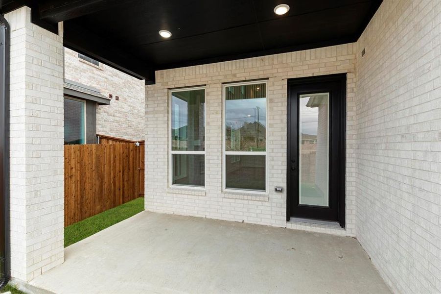 25. 801 Meadow Spring - Patio