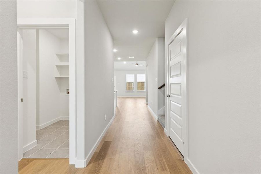 Spacious, unfurnished interior of a new home in Windmore, Princeton (Image 33).