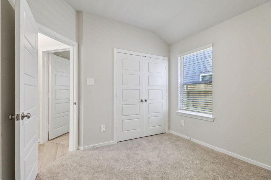 Spacious, unfurnished interior of a new home in , Conroe (Image 18). Spacious, unfurnished interior of a new home in , Conroe (Image 18).