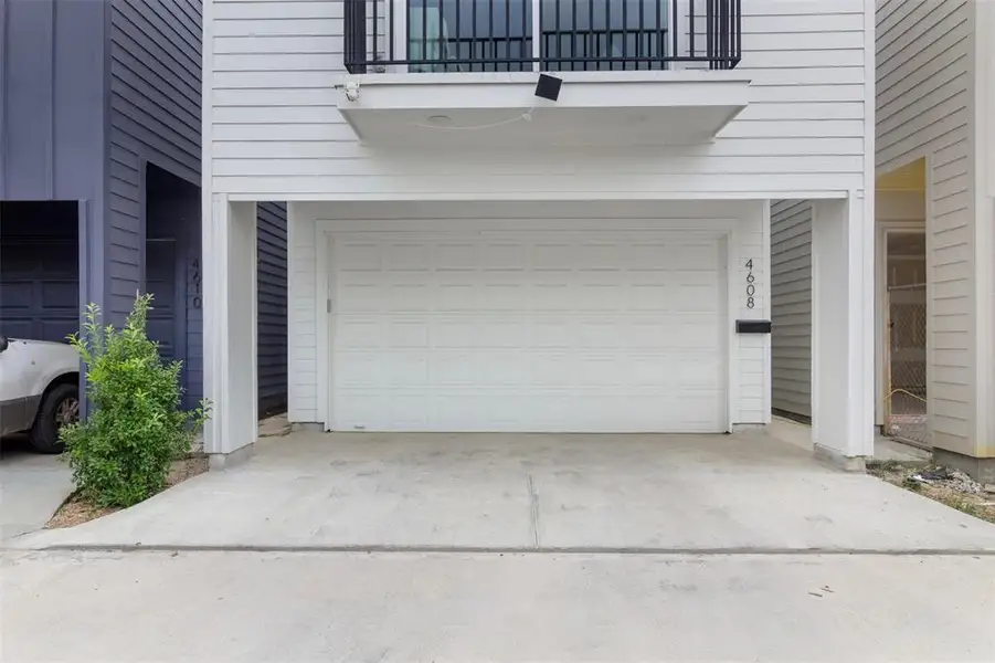 Exterior details and patio area of a home in , Houston (Image 3).