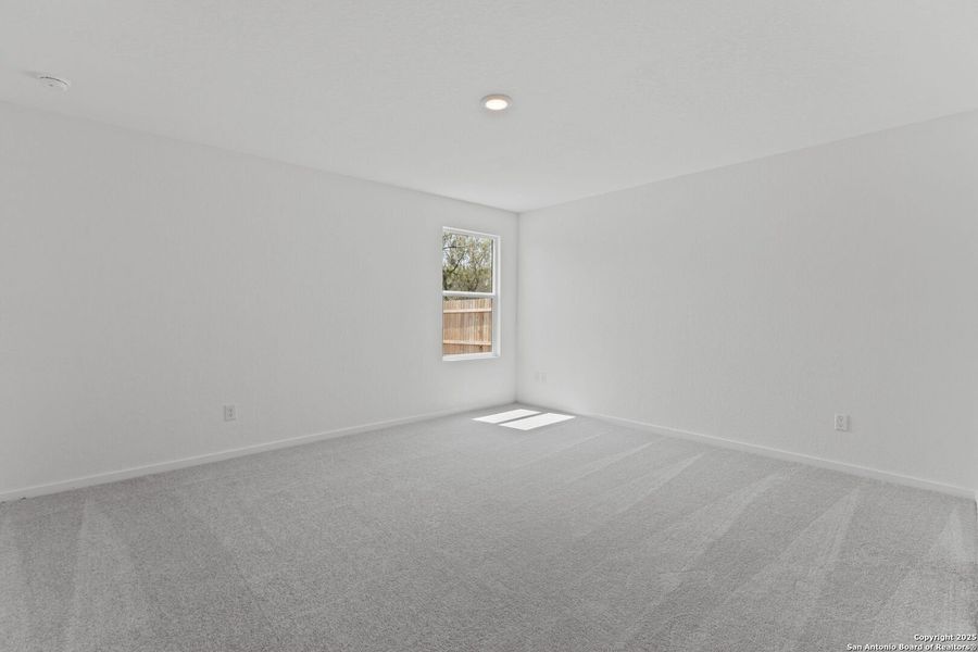 Spacious, unfurnished interior of a new home in Lodi Grove, Floresville (Image 23). Spacious, unfurnished interior of a new home in Lodi Grove, Floresville (Image 23).