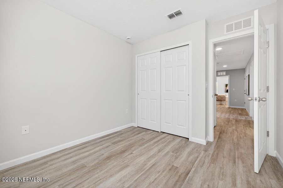Spacious, unfurnished interior of a new home in , Jacksonville (Image 28).