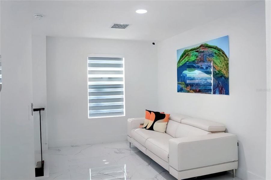 Furnished interior view inside a new home in , Davenport (Image 9).