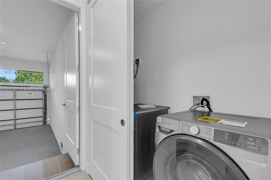 Furnished interior view inside a new home in , Fort Lauderdale (Image 12). Furnished interior view inside a new home in , Fort Lauderdale (Image 12).