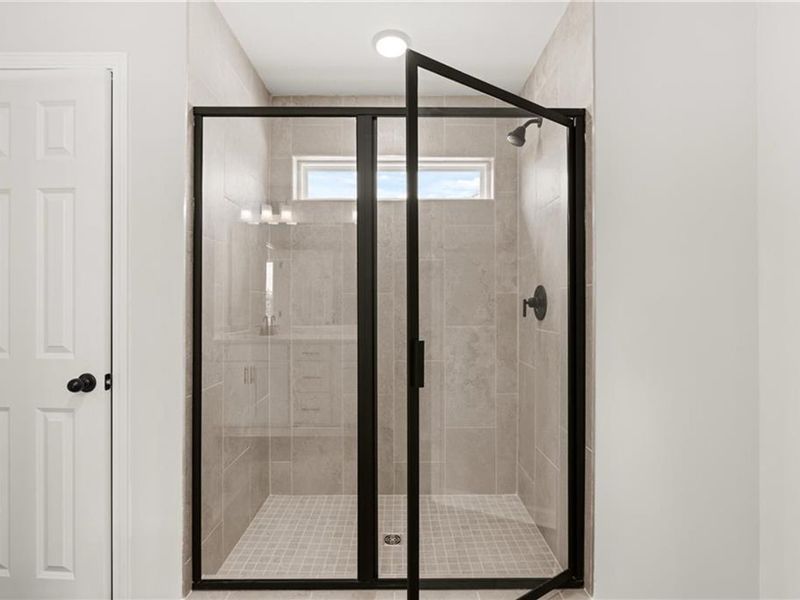 Close-up of interior finishes inside a home in Hemingway, Cumming (Image 8).