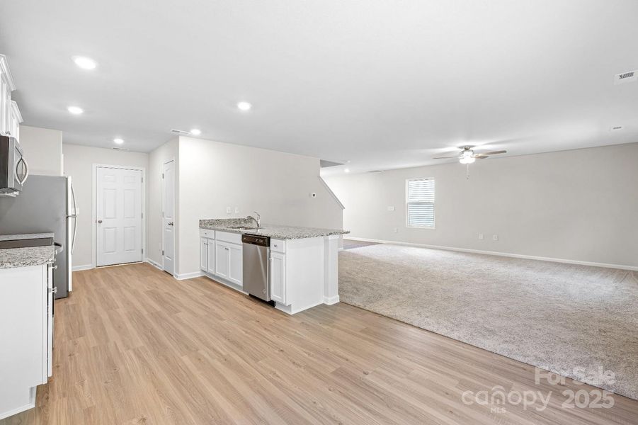 Image 18 of a home in McKee Creek Village. Image 18 of a home in McKee Creek Village.