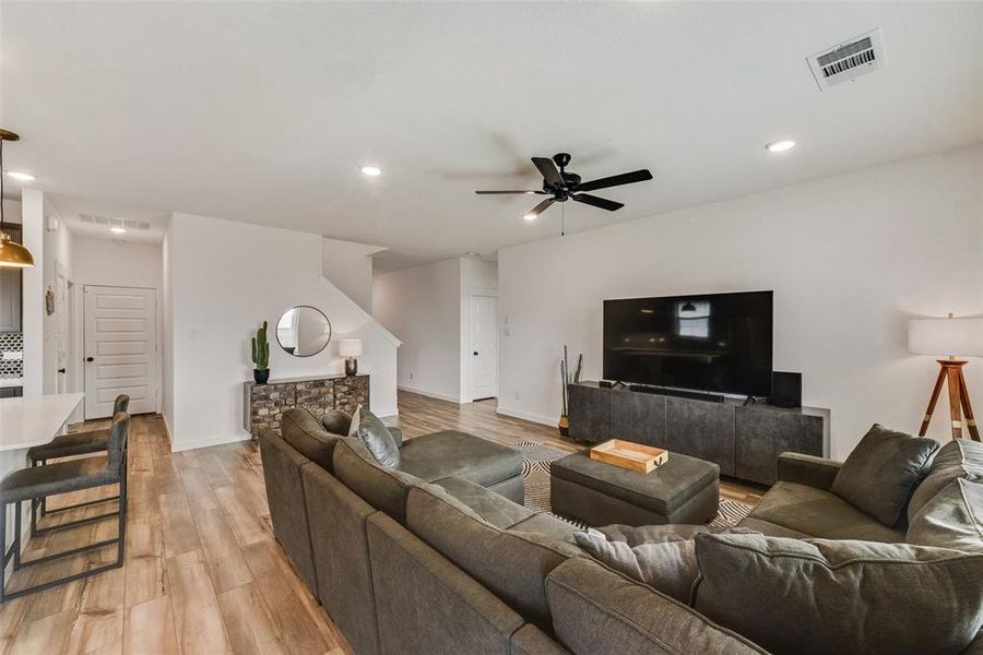 Furnished interior view inside a new home in , Fort Worth (Image 30). Furnished interior view inside a new home in , Fort Worth (Image 30).