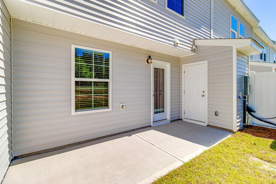 Exterior details and patio area of a home in Haynes Park, Columbia (Image 3).