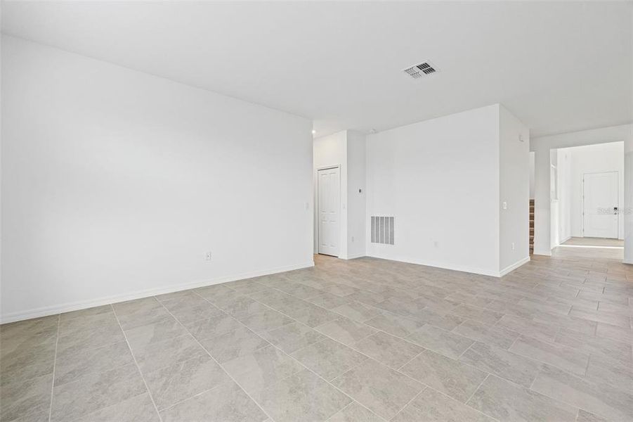 Spacious, unfurnished interior of a new home in Rye Ranch: Executive Homes, Parrish (Image 37).