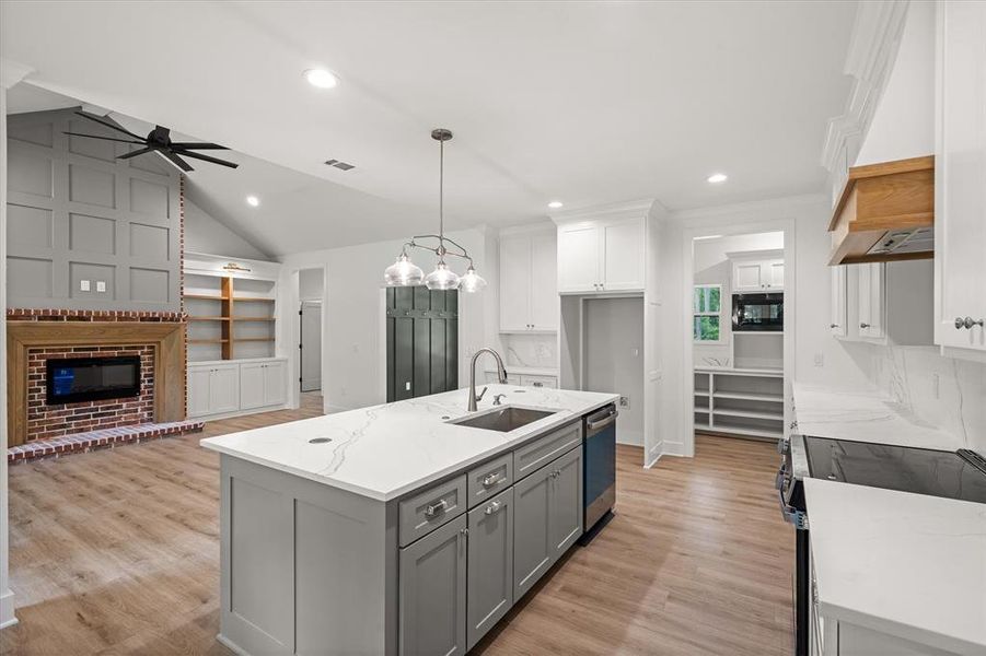Furnished interior view inside a new home in , Grand Saline (Image 12).