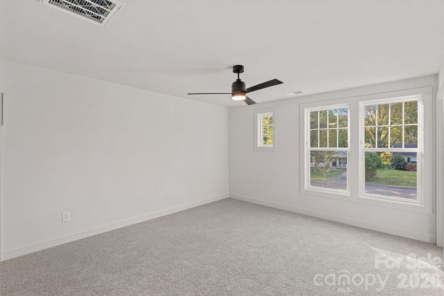 Spacious, unfurnished interior of a new home in , Charlotte (Image 20).