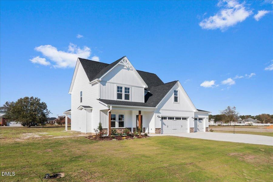 01-101 Hudson Vlg Dr-1