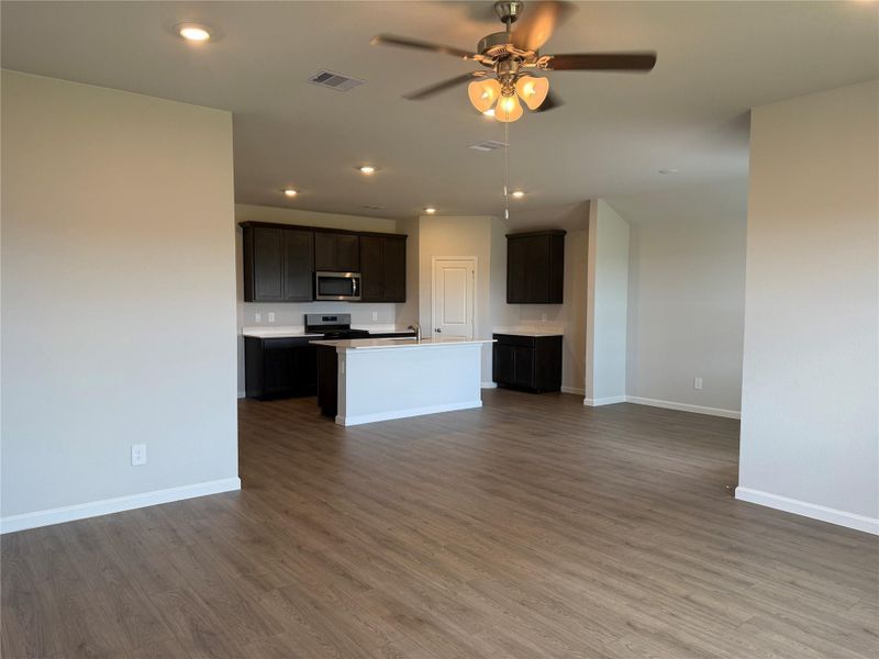 Spacious, unfurnished interior of a new home in Liberty Village, Brenham (Image 10). Spacious, unfurnished interior of a new home in Liberty Village, Brenham (Image 10).
