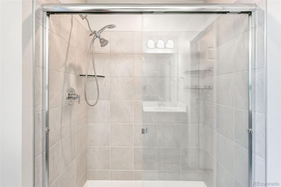 Image 27 of a home in .