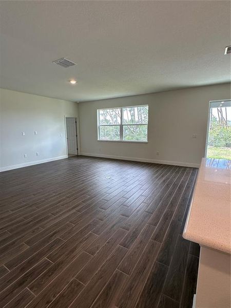 Spacious, unfurnished interior of a new home in Ocala, Ocala (Image 24).
