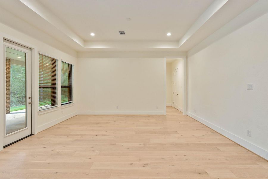 Spacious, unfurnished interior of a new home in The Cedars, Plantersville (Image 19).