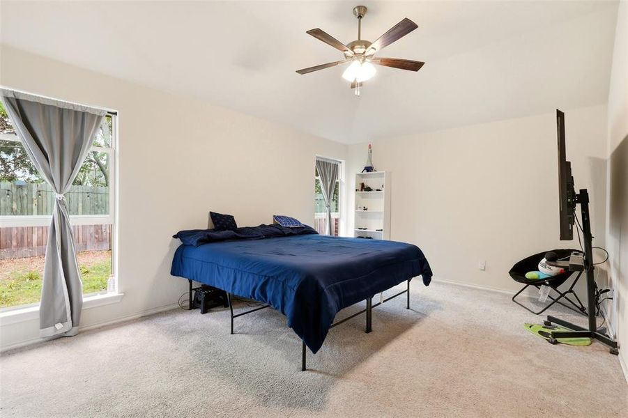 Furnished interior view inside a new home in , Glenn Heights (Image 6).