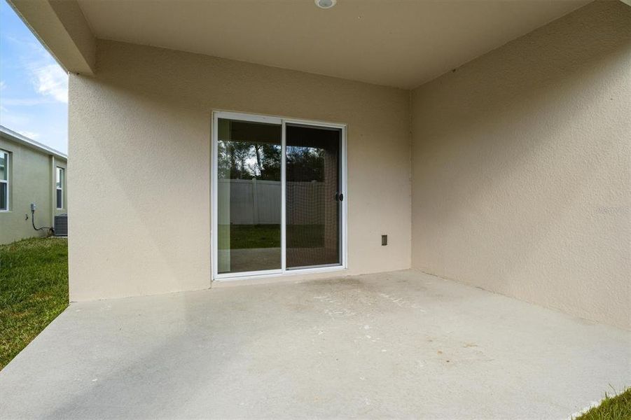 Exterior details and patio area of a home in Cadence at Parc Hill, Orange City (Image 4).