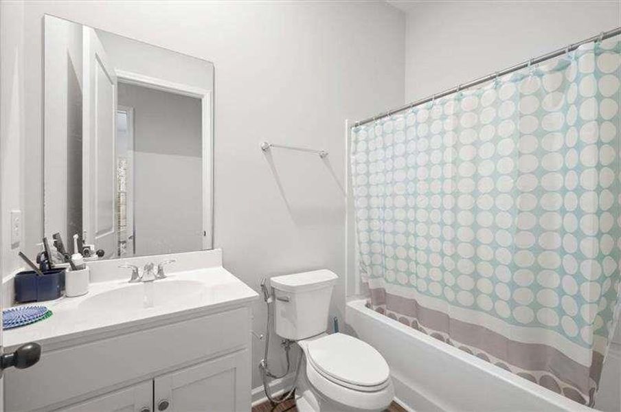 Furnished interior view inside a new home in Enclave at Edgewater, Holly Springs (Image 11). Furnished interior view inside a new home in Enclave at Edgewater, Holly Springs (Image 11).