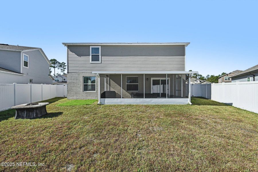Exterior details and patio area of a home in Village Park, Green Cove Springs (Image 27).