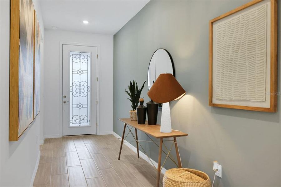 Furnished interior view inside a new home in Creekside Run at Babcock Ranch, Punta Gorda (Image 8).