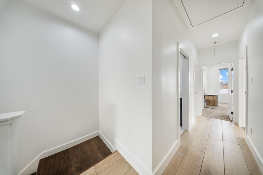 Spacious, unfurnished interior of a new home in , Sealy (Image 19).