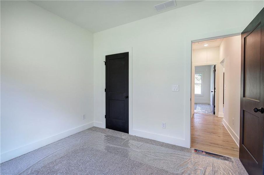 Spacious, unfurnished interior of a new home in , Taylorsville (Image 26).