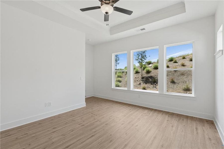 Spacious, unfurnished interior of a new home in , Gainesville (Image 12).