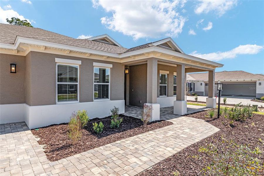 Exterior details and patio area of a home in , Ocala (Image 3).