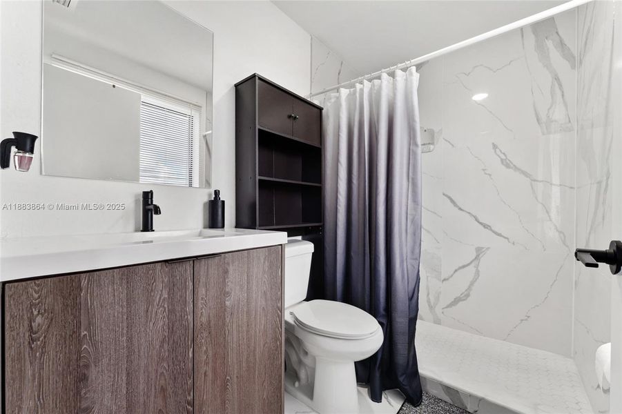 Furnished interior view inside a new home in , Homestead (Image 1).