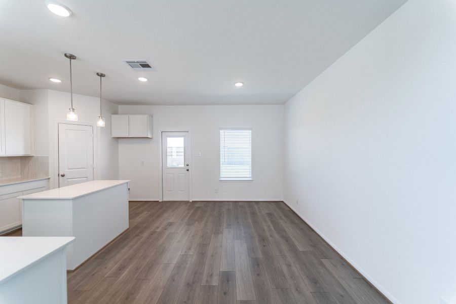 Spacious, unfurnished interior of a new home in Emberly, Beasley (Image 13).