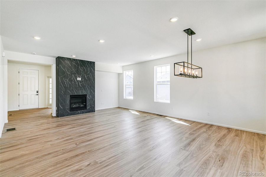 Spacious, unfurnished interior of a new home in Terrain Oak Valley, Castle Rock (Image 19).
