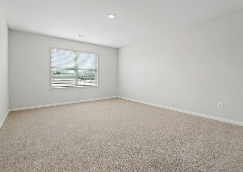 Spacious upstairs master bedroom Spacious upstairs master bedroom