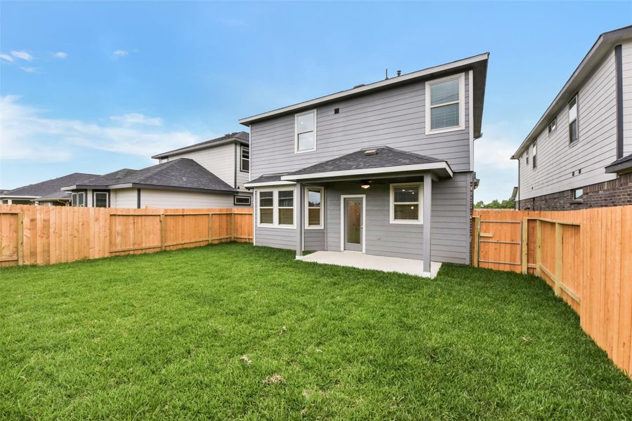 Image 15 of a home in Anderson Lakes.