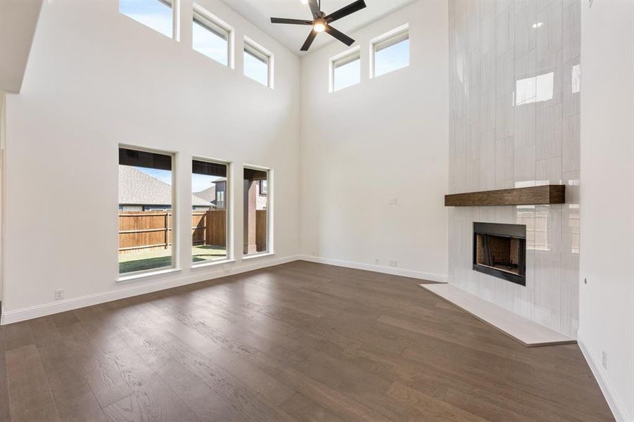 Spacious, unfurnished interior of a new home in Bear Creek Classic 60, Lavon (Image 27). Spacious, unfurnished interior of a new home in Bear Creek Classic 60, Lavon (Image 27).