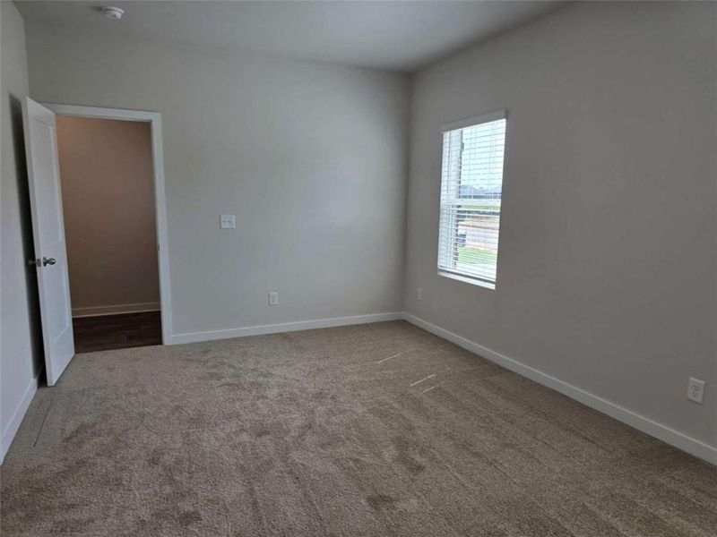 Spacious, unfurnished interior of a new home in Southern Hills, McDonough (Image 21).