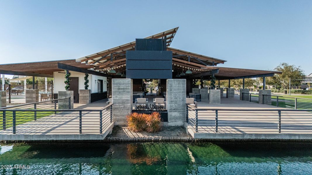 03 Excelsior 03 Excelsior