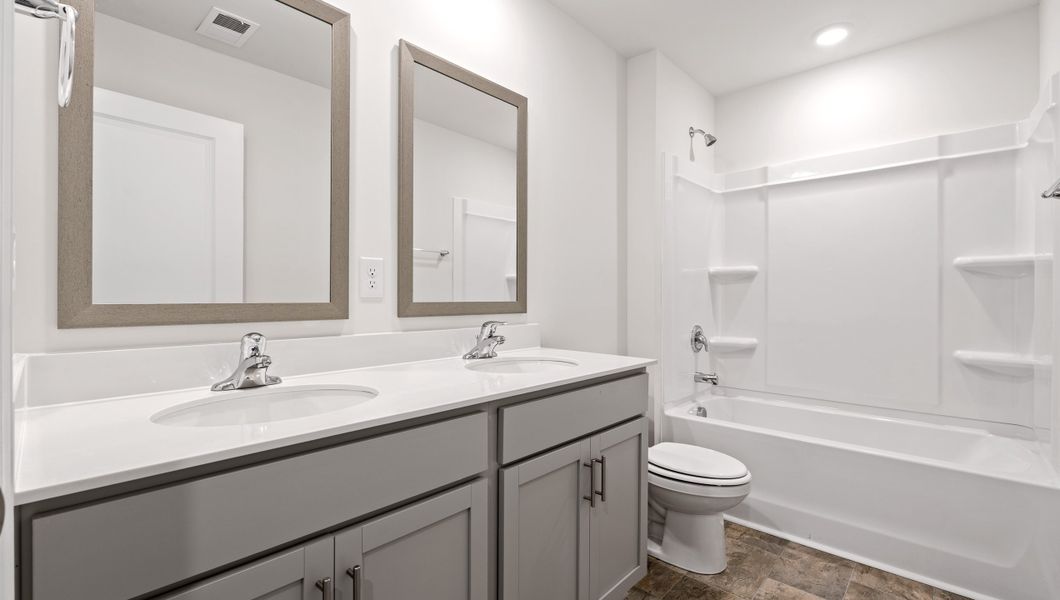 Furnished interior view inside a new home in Woodglen, Piedmont (Image 11).