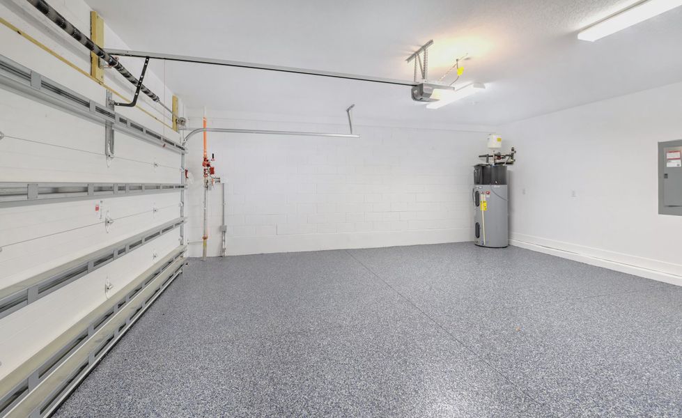 Spacious, unfurnished interior of a new home in Verona Oceanside, Ormond Beach (Image 23).