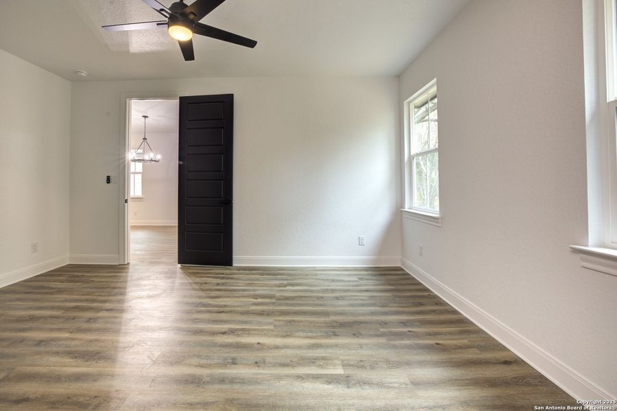 Spacious, unfurnished interior of a new home in , Wimberley (Image 32).