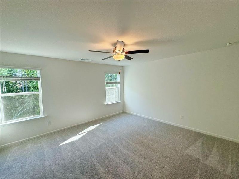 Spacious, unfurnished interior of a new home in Deerhaven, Union City (Image 9). Spacious, unfurnished interior of a new home in Deerhaven, Union City (Image 9).