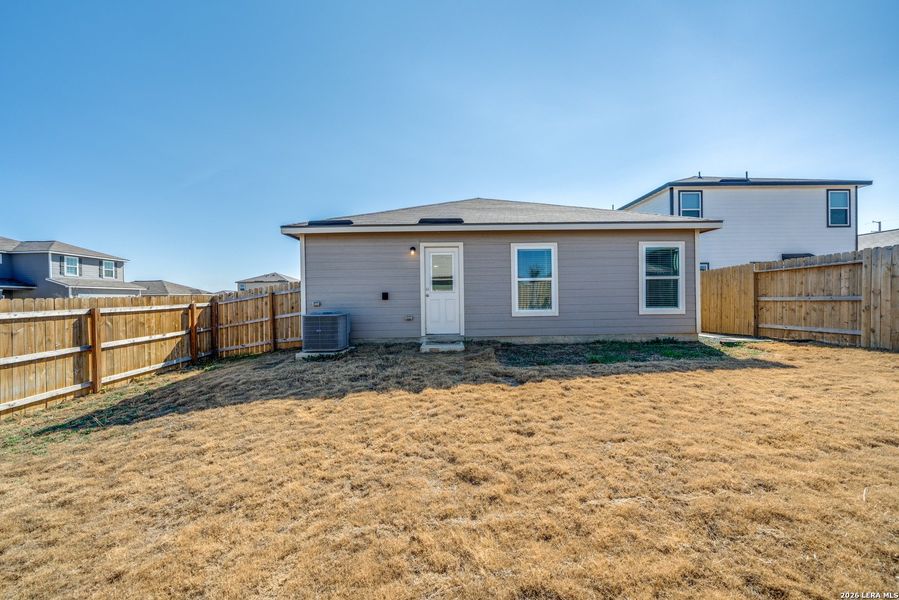 Exterior details and patio area of a home in , San Antonio (Image 4).