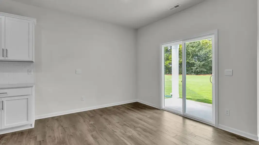 Spacious, unfurnished interior of a new home in Hawley Glen, Lillington (Image 13).