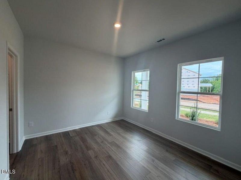 guest bedroom (Medium)