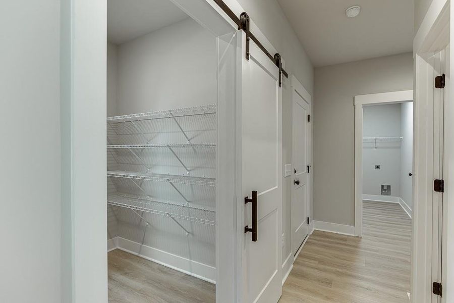 Spacious, unfurnished interior of a new home in , Jefferson (Image 26).